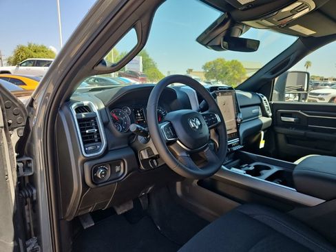 New 2026 RAM 2500 Big Horn AWD/4WD image 16