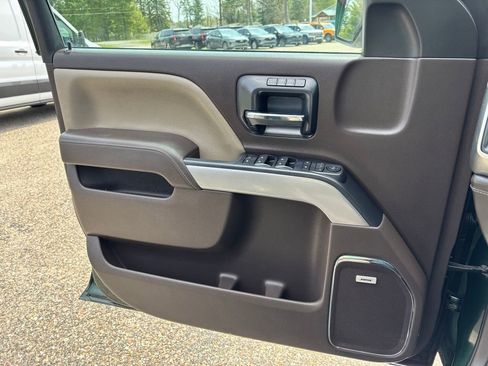Used 2015 Chevrolet Silverado 1500 LTZ Z71 w/ LTZ Plus Package AWD/4WD image 18