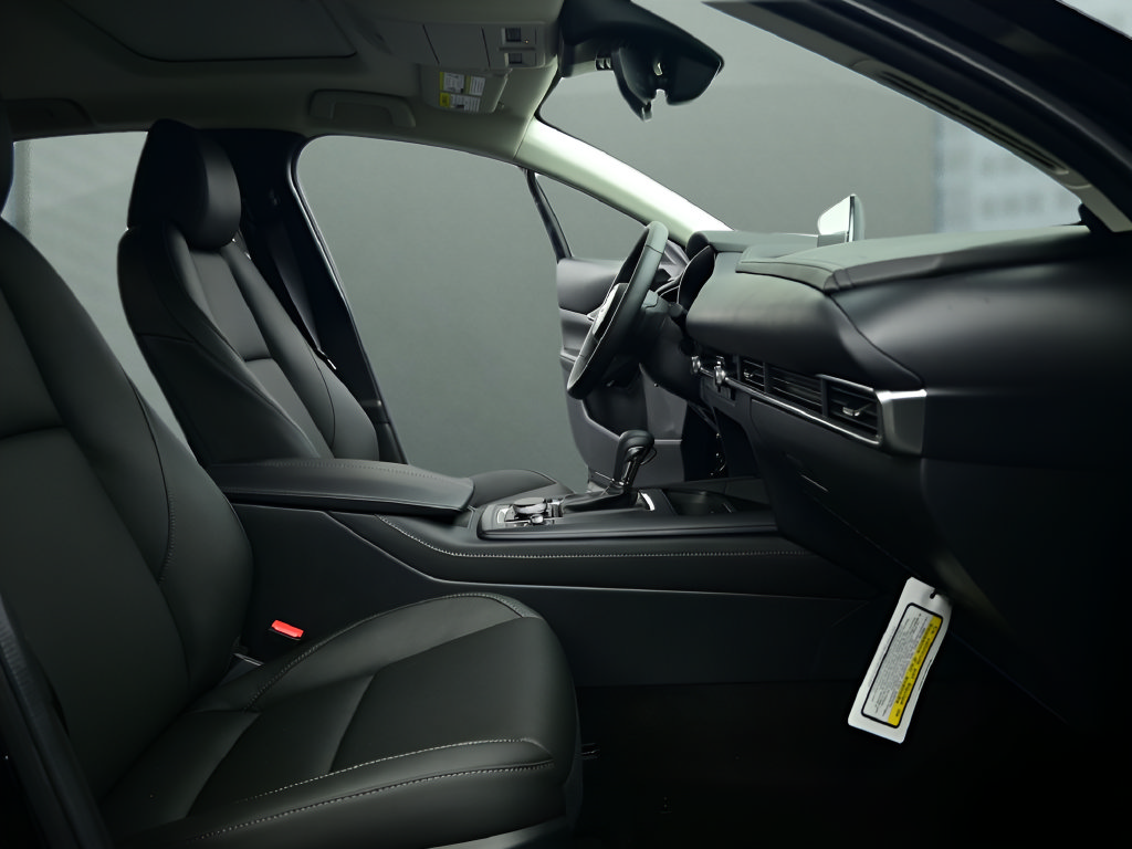Certified 2026 MAZDA CX-30 AWD 2.5 S image 30