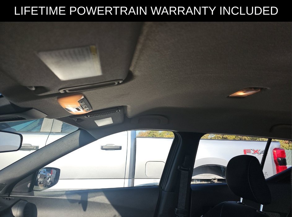 Used 2020 Nissan Kicks S FWD image 16