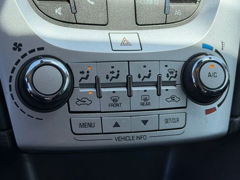 Used 2017 GMC Terrain SLE image 18