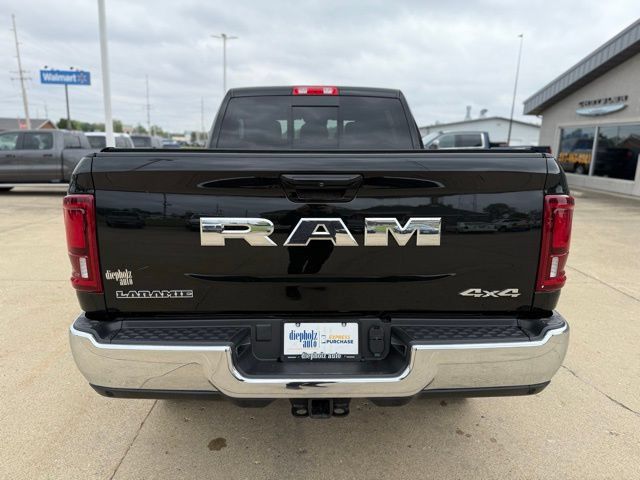 Used 2025 RAM 2500 Laramie AWD/4WD image 5