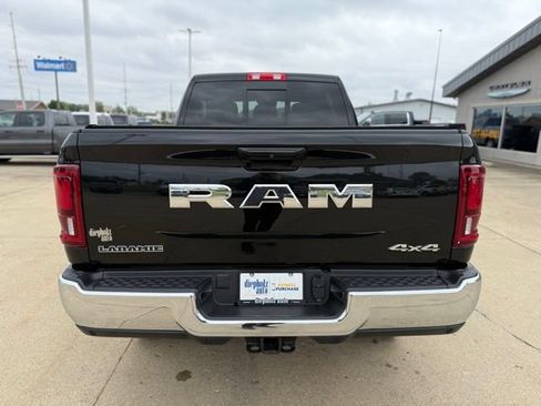 Used 2025 RAM 2500 Laramie AWD/4WD image 5