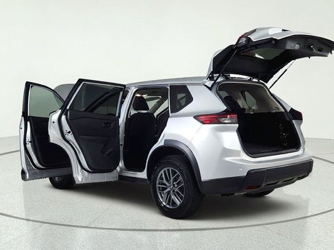 Used 2024 Nissan Rogue S AWD/4WD image 12