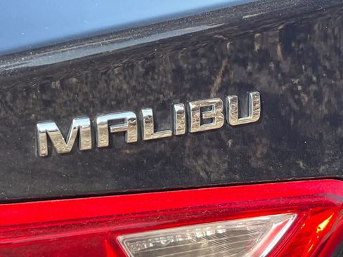 Used 2023 Chevrolet Malibu LT image 17
