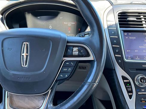 Used 2020 Lincoln Nautilus Reserve w/ Equipment Group 201A FWD image 25