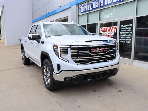 New 2026 GMC Sierra 1500 SLT w/ SLT Convenience Package AWD/4WD image 2