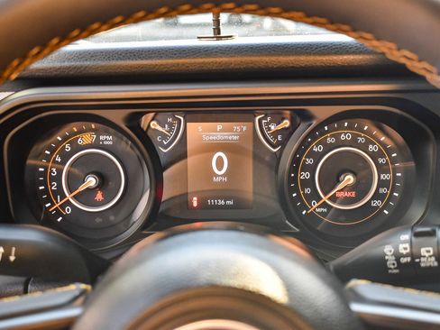 Used 2024 Jeep Wrangler Sport S image 19