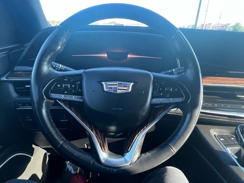 Used 2022 Cadillac Escalade Premium Luxury w/ LPO, Radiant Package image 24