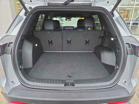 Used 2025 Chevrolet Equinox ACTIV image 27