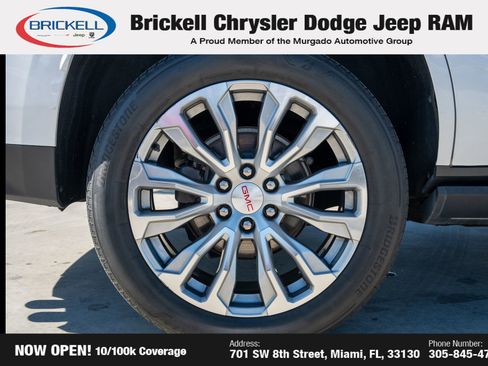 Used 2021 GMC Yukon Denali w/ Denali Premium Package image 38