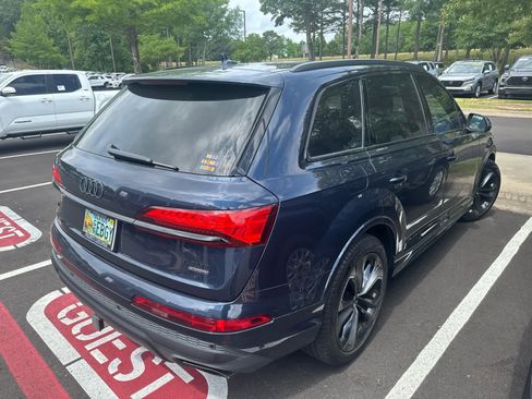 Used 2025 Audi Q7 3.0T Prestige AWD/4WD image 4