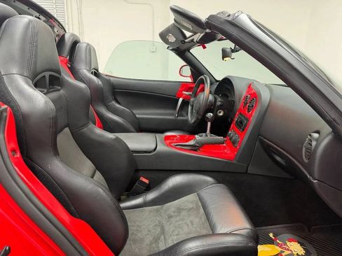 Used 2003 Dodge Viper SRT-10 RWD image 9