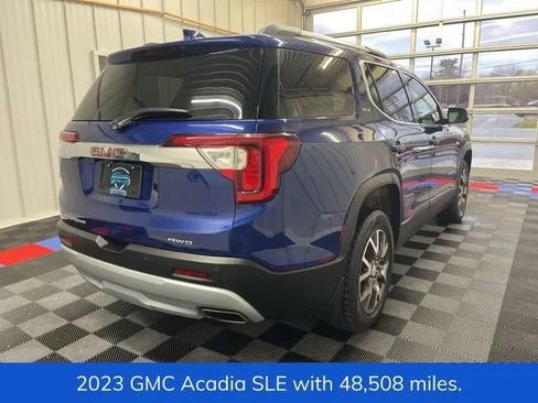 Used 2023 GMC Acadia SLE AWD/4WD image 3