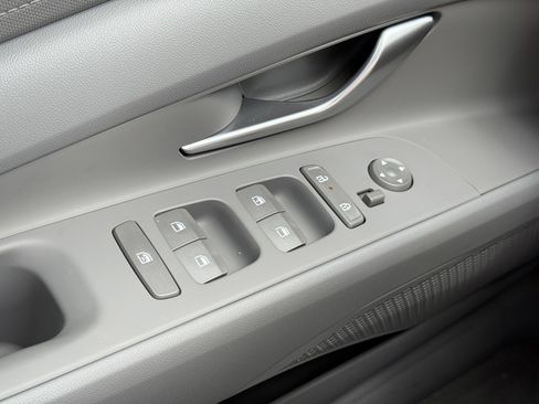 New 2026 Hyundai Elantra SE image 15