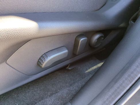 Certified 2025 Subaru Crosstrek 2.5i Sport image 16