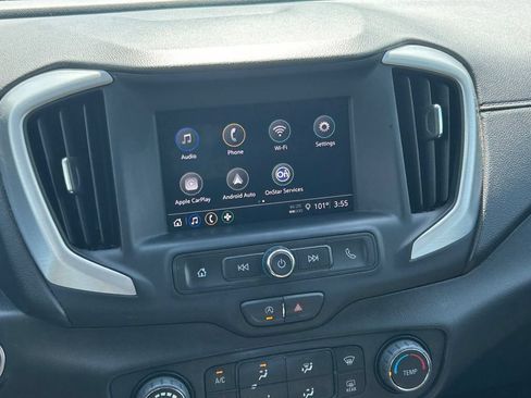 Used 2024 GMC Terrain SLE FWD image 19