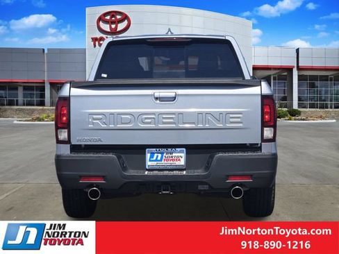 Used 2025 Honda Ridgeline RTL image 6