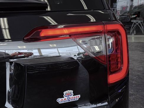 Used 2023 GMC Acadia Denali w/ Denali Ultimate Package image 33