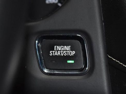 Used 2023 GMC Acadia SLT image 24