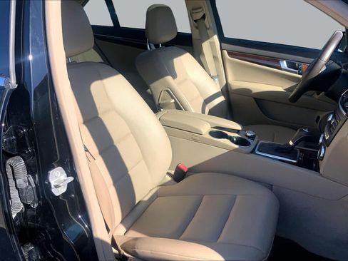 Used 2012 Mercedes-Benz C 300 4MATIC Sedan image 8