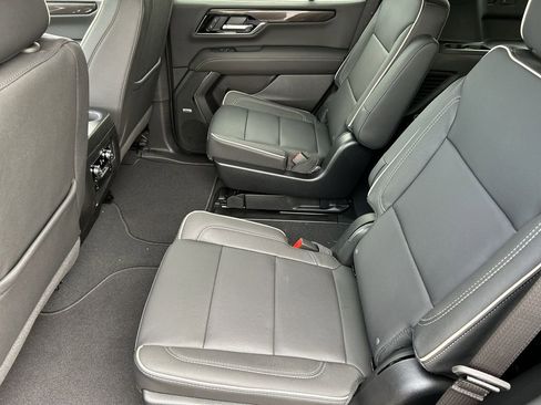 New 2026 GMC Yukon Elevation image 25