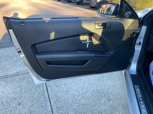 Used 2013 Ford Mustang GT w/ Brembo Brake Pkg image 27