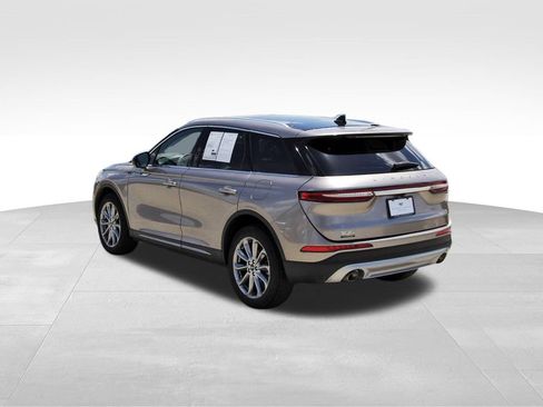 Used 2020 Lincoln Corsair FWD w/ Premium Package image 3