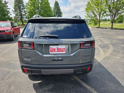 New 2026 Jeep Cherokee Laredo AWD/4WD image 5