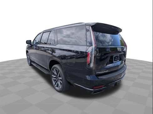 Certified 2023 Cadillac Escalade ESV Sport Platinum AWD/4WD image 6