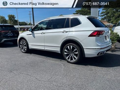 Used 2022 Volkswagen Tiguan SEL R-Line AWD/4WD image 6