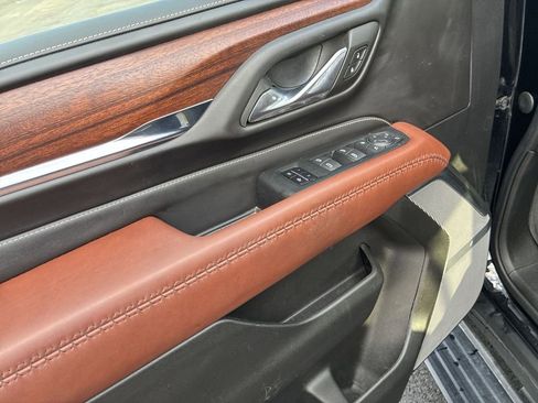 Used 2023 GMC Yukon Denali Ultimate w/ LPO, Floor Liner Package image 13