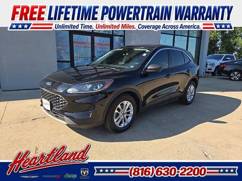 Used 2022 Ford Escape SE w/ Convenience Package FWD image 1