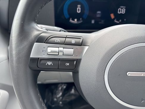 Used 2024 Hyundai Kona SEL FWD image 14