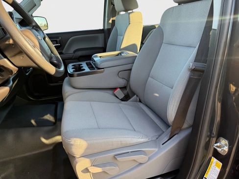 Used 2019 Chevrolet Silverado 2500 W/T image 9