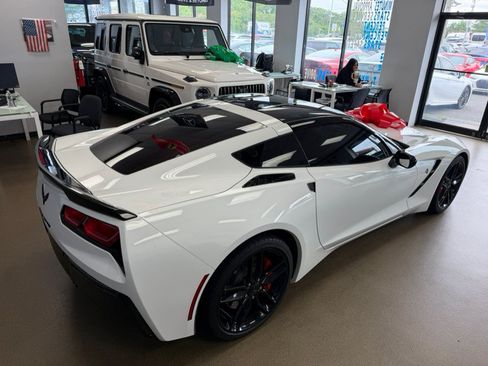 Used 2016 Chevrolet Corvette Stingray Coupe RWD image 21