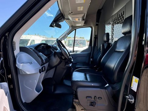 Used 2019 Ford Transit 150 148 Medium Roof RWD image 9