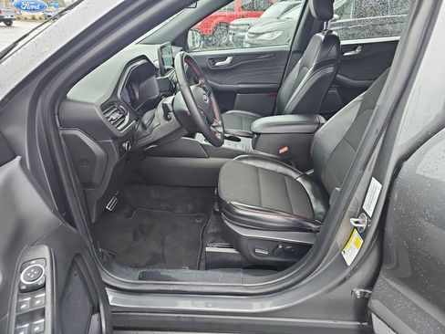 Used 2024 Ford Escape ST-Line image 11