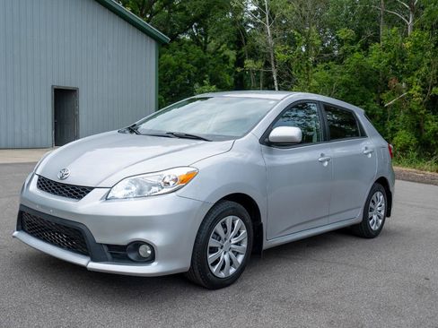 Used 2012 Toyota Matrix L w/ L Sport Pkg FWD image 7