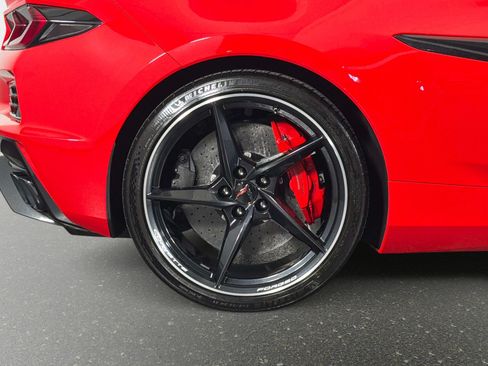 Used 2025 Chevrolet Corvette E-Ray AWD/4WD image 5