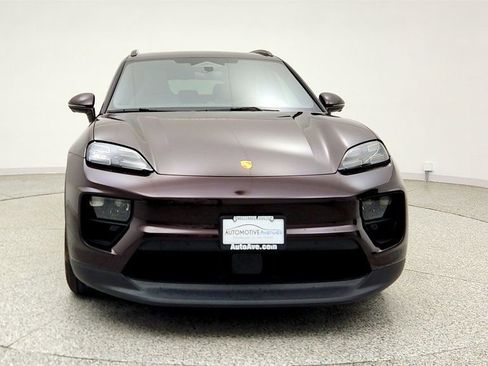 Used 2025 Porsche Macan 4S Electric w/ Premium Package AWD/4WD image 2
