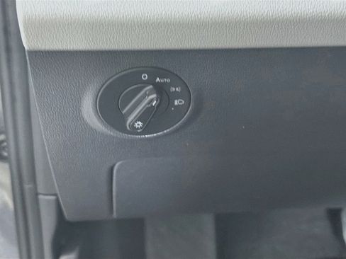 Used 2024 Volkswagen Taos S AWD/4WD image 16