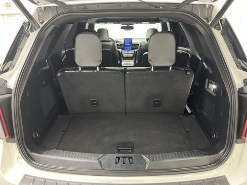 Used 2021 Ford Explorer ST w/ Equipment Group 401A image 33