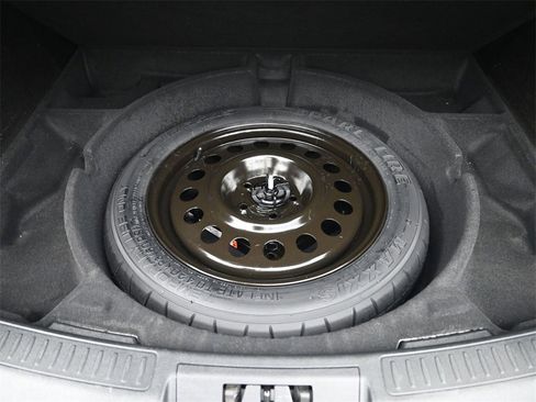 Used 2021 Lincoln Corsair AWD w/ Premium Package image 54