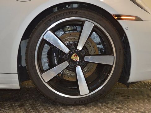 Certified 2024 Porsche 911 Carrera 4S image 16