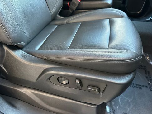 Certified 2022 GMC Sierra 1500 SLT image 22