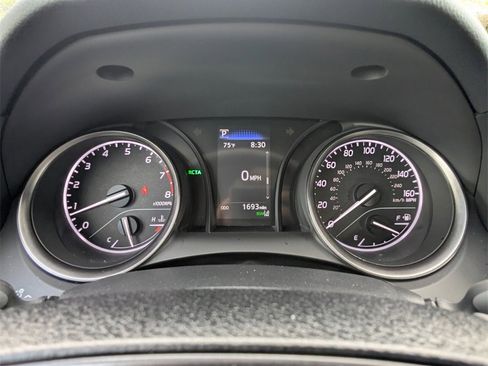 Certified 2024 Toyota Camry SE w/ Convenience Package image 31