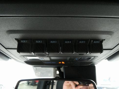 Used 2024 Ford Bronco Wildtrak image 30