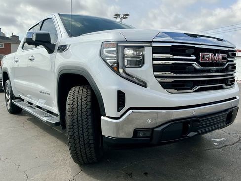 Used 2024 GMC Sierra 1500 SLT w/ SLT Premium Plus Package image 2