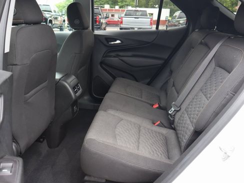 Used 2020 Chevrolet Equinox LT image 18